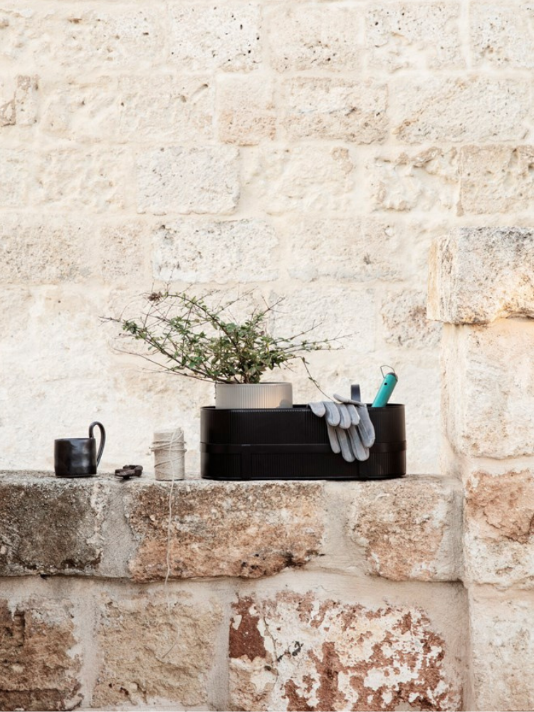 Bau Balcony Box - Black