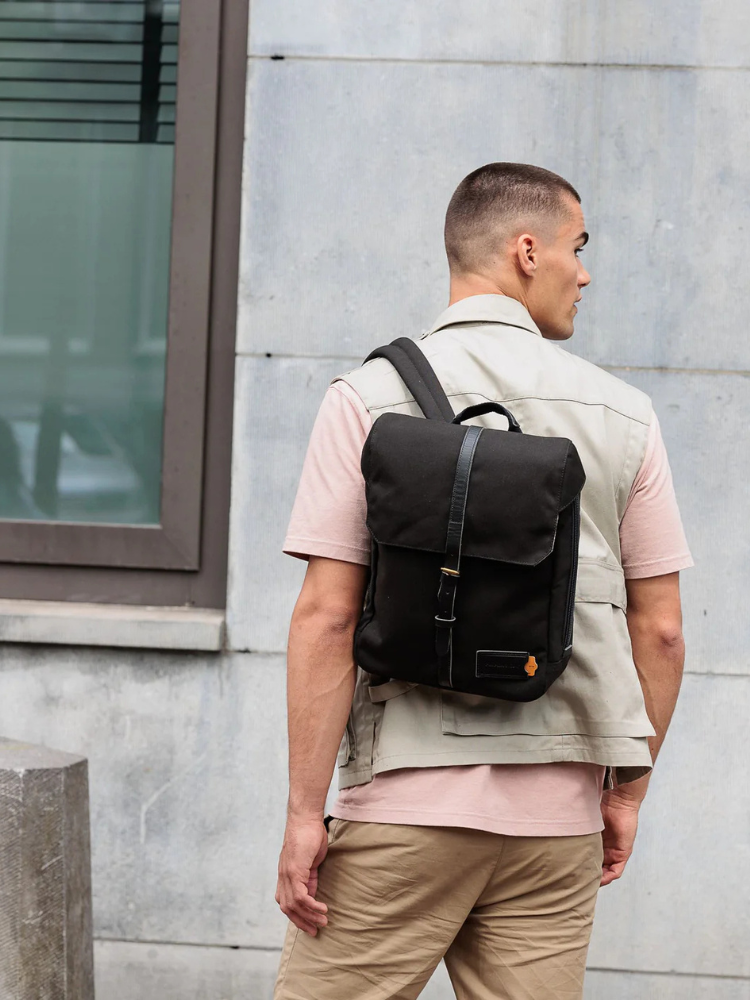 Charlie Backpack - Midnight Black