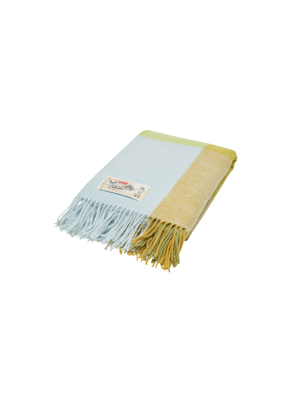 Colour Blend Blanket Spring