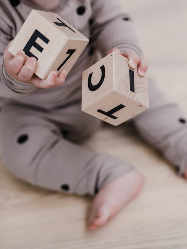 Alphabet blocks - black