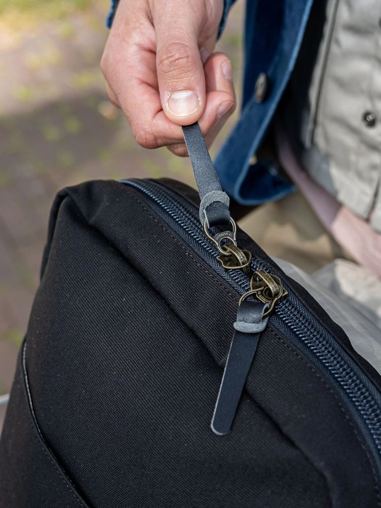 Charlie Backpack - Midnight Black