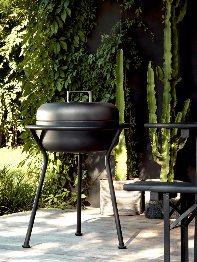 Koro Charcoal BBQ - Black
