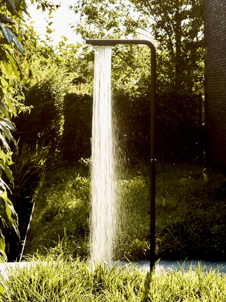 LEVANTINE Outdoor Shower - Black